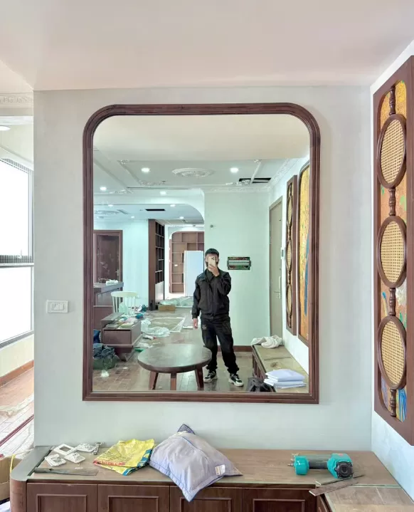 Thi công gương khung nhựa composite ở khách sạn